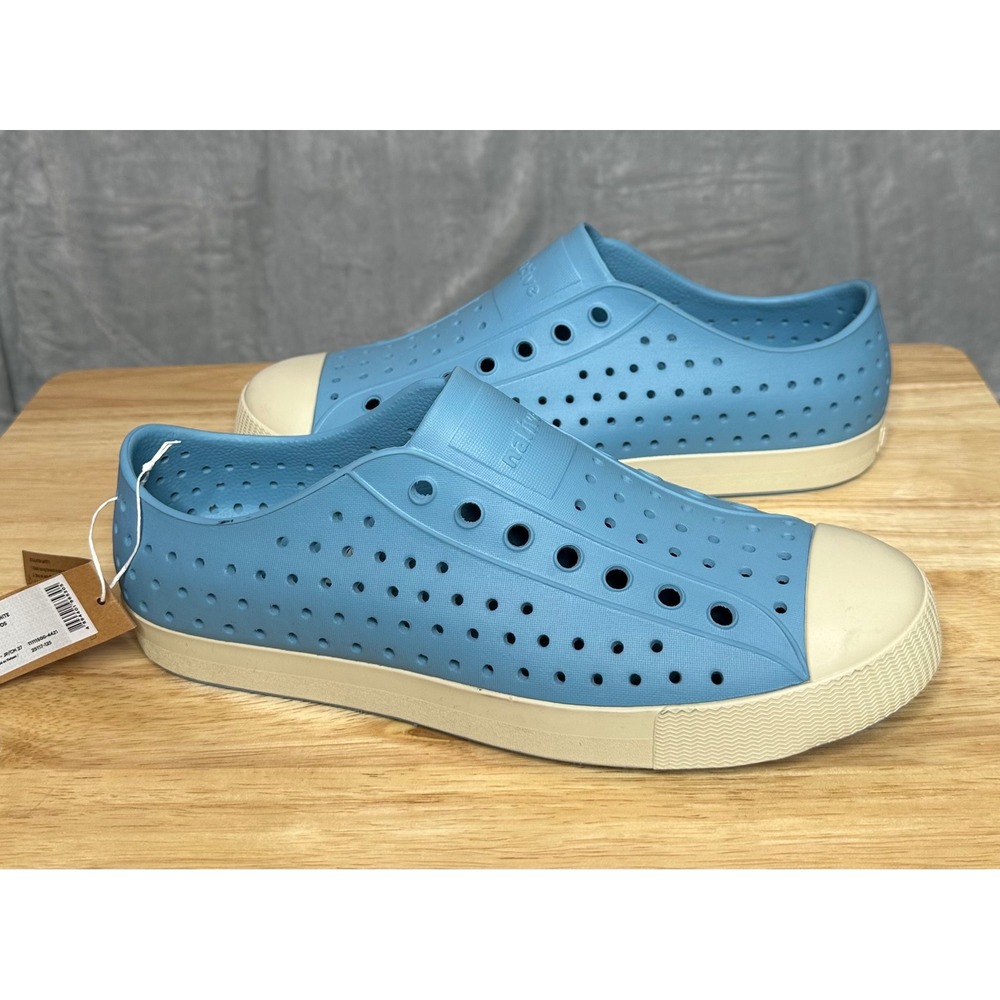 NWT Native Jefferson Unisex Sneakers M9 W11 Lightweight Breathable Flux‎ Blue
